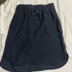Lululemon on the fly skirt size 6